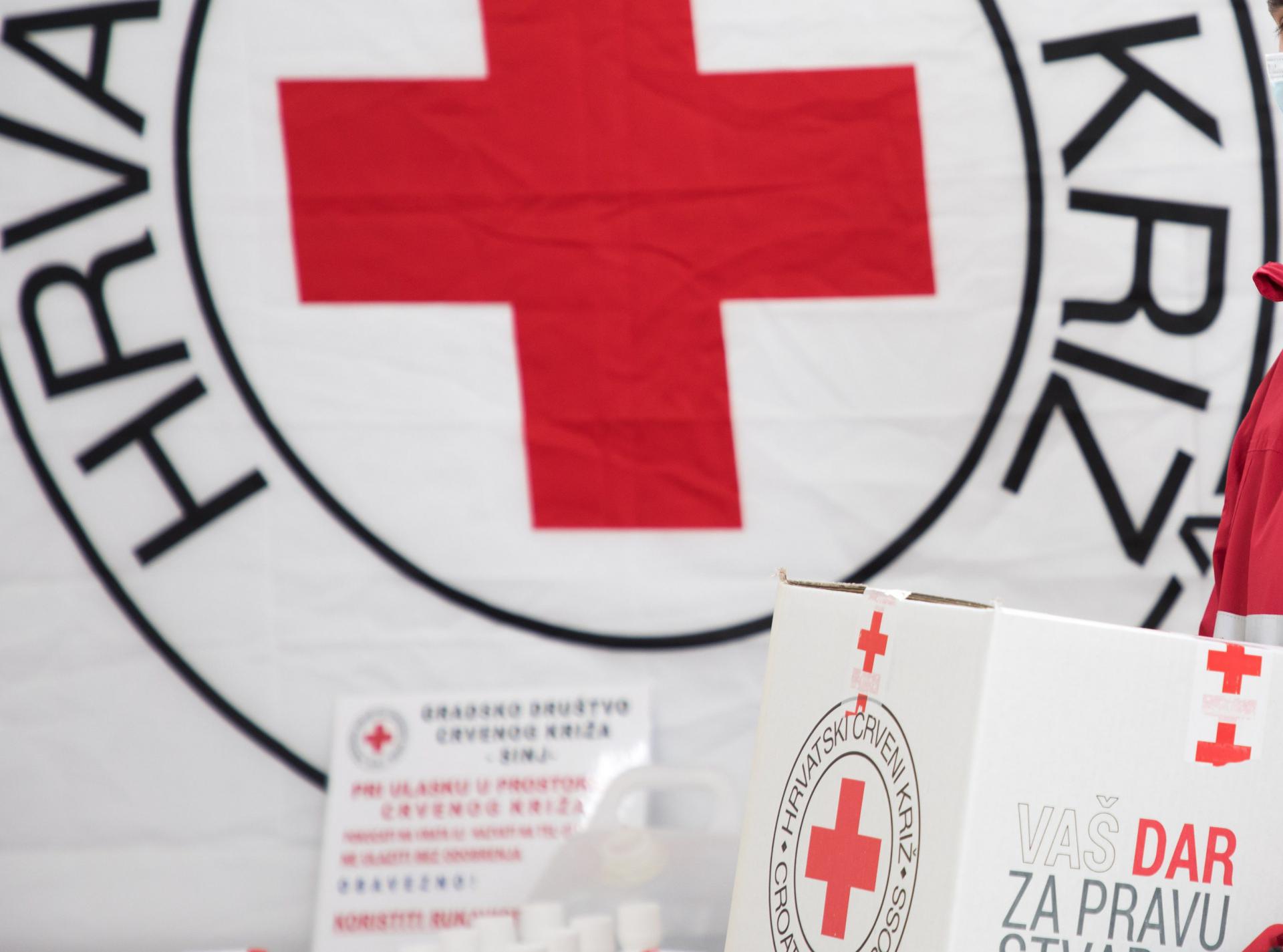 Splitski Crveni križ vrši evidenciju izbjeglica iz Ukrajine smještenih na području Splita, Podstrane i Šolte: donosimo najvažnije informacije