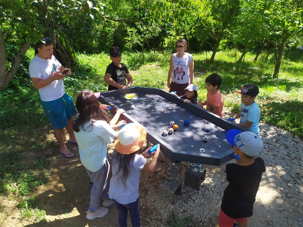 Maleni azilanti posjetili Park znanosti u Oroslavju - Hrvatski Crveni križ