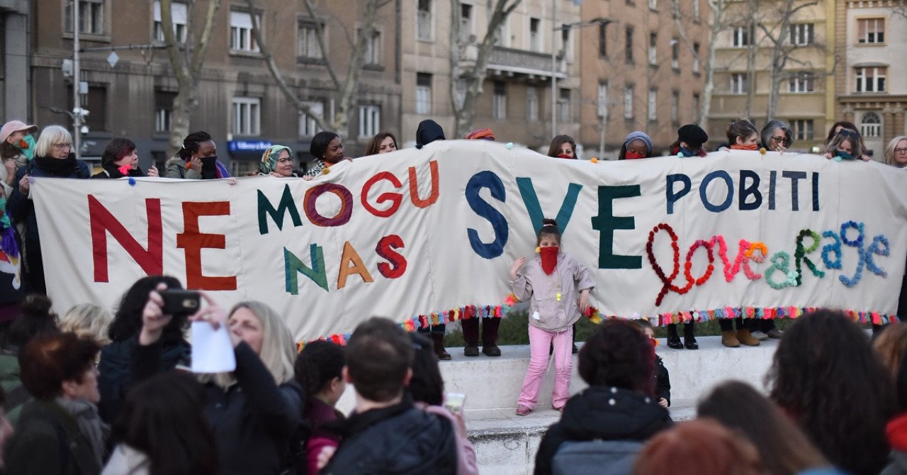 'ŽENE ŽENAMA' UOČI NOĆNOG MARŠA 'Najvažnije mi je da kad odrastu, cure same odlučuju što žele, da im ni religija ni muž ne diktiraju što će raditi'